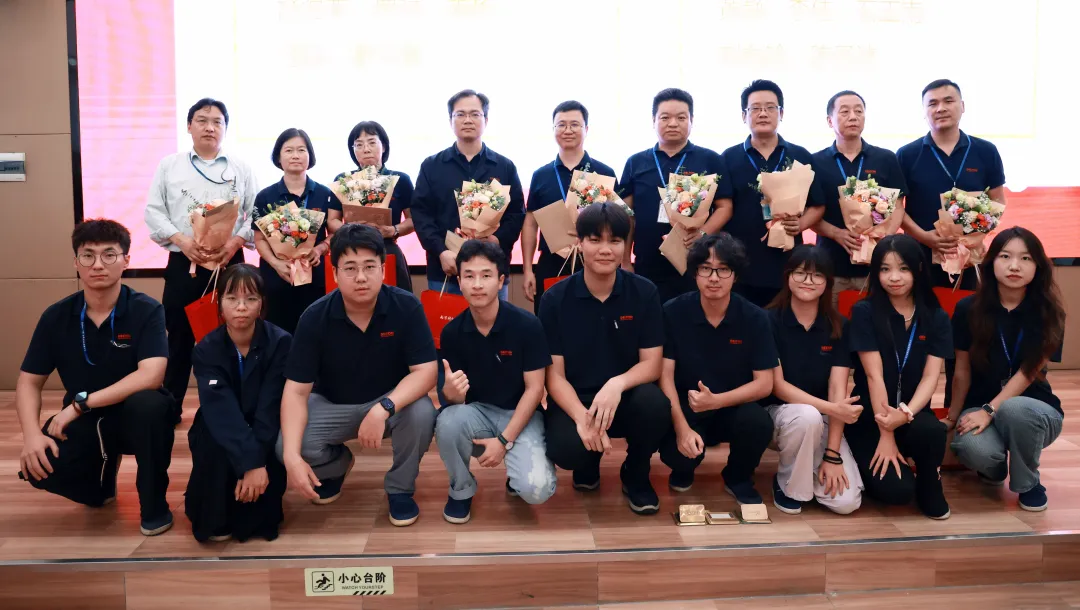 谢师恩，，，，，礼颂引路人！